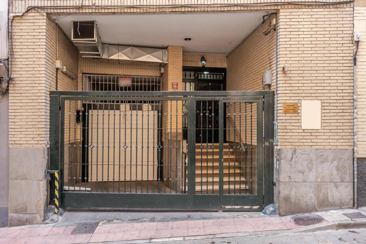 Апартаменти Expoholidays - Centrico Piso Parking Incluido Calle Alvaro Bazan Гранада Екстер'єр фото
